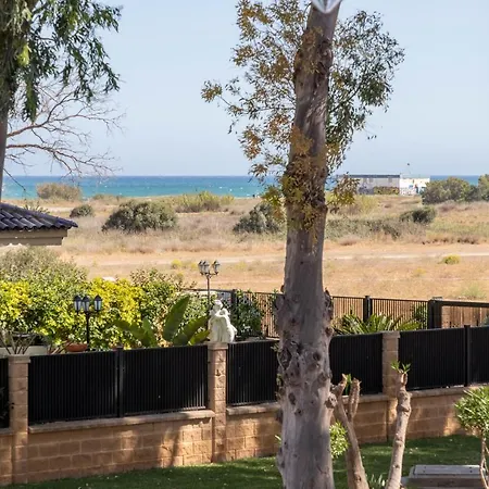 Bhost - Wilkinson Málaga